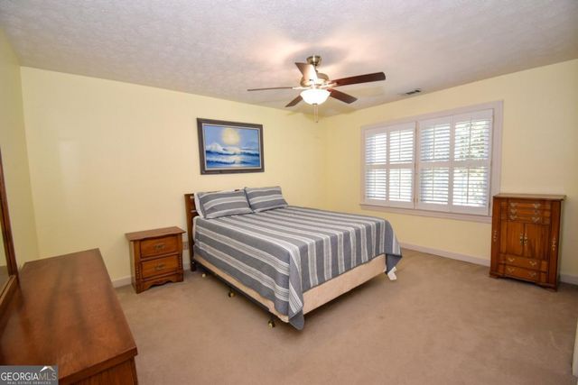 5245 Bowers Brook Drive SW, Lilburn, GA 30047