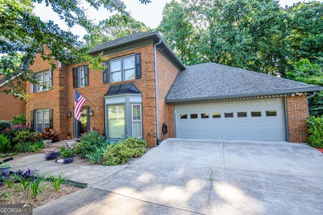 5245 Bowers Brook Drive SW, Lilburn, GA 30047