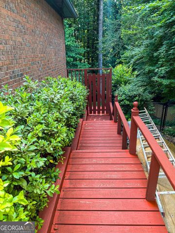 5245 Bowers Brook Drive SW, Lilburn, GA 30047
