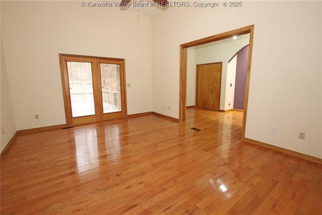 521 Weimer Street, St Albans, WV 25177