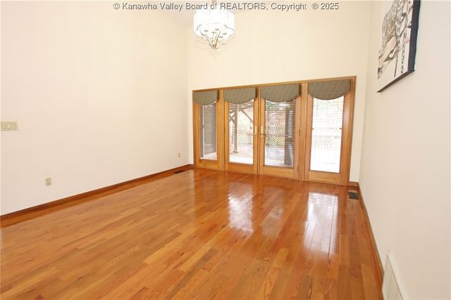 521 Weimer Street, St Albans, WV 25177