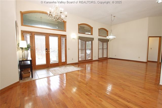 521 Weimer Street, St Albans, WV 25177