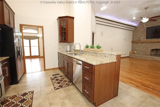 521 Weimer Street, St Albans, WV 25177