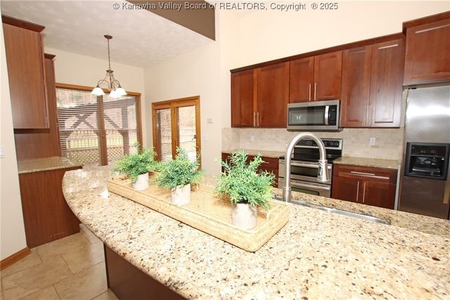 521 Weimer Street, St Albans, WV 25177