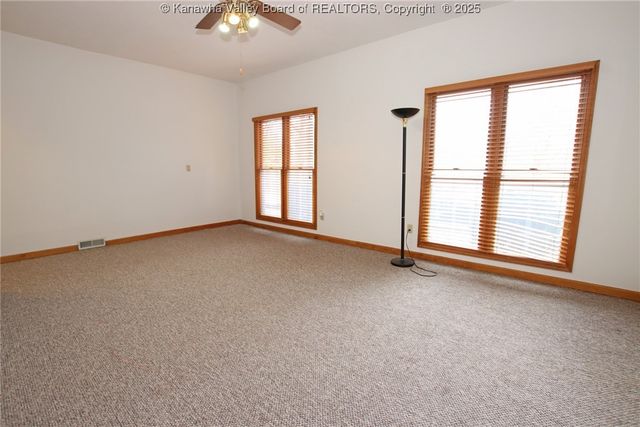 521 Weimer Street, St Albans, WV 25177