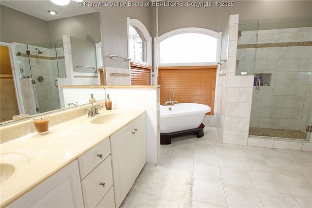 521 Weimer Street, St Albans, WV 25177