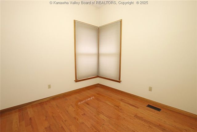 521 Weimer Street, St Albans, WV 25177