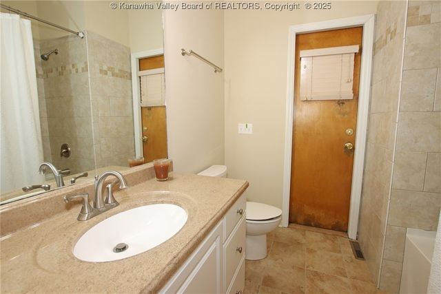 521 Weimer Street, St Albans, WV 25177