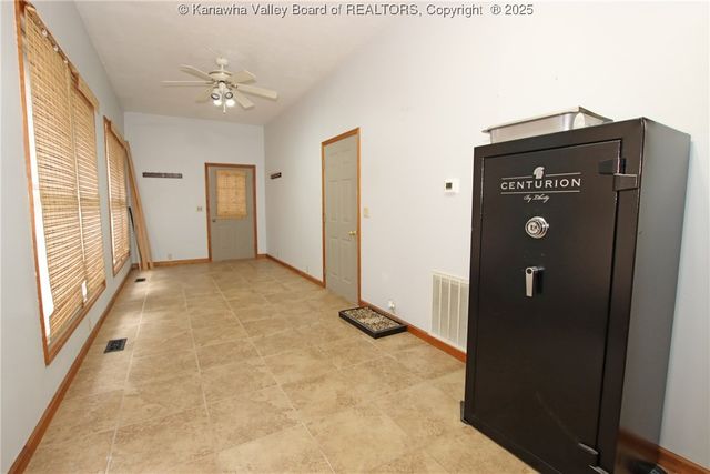 521 Weimer Street, St Albans, WV 25177