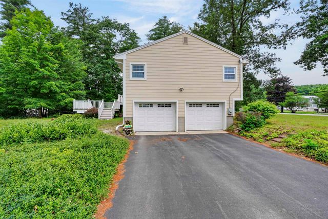 4 Rock Pond Road, Windham, NH 03087