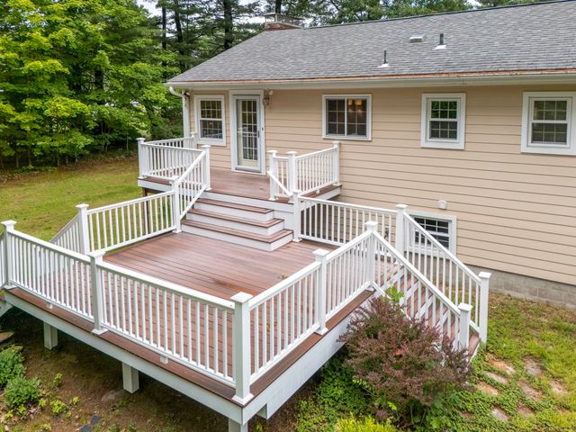 4 Rock Pond Road, Windham, NH 03087
