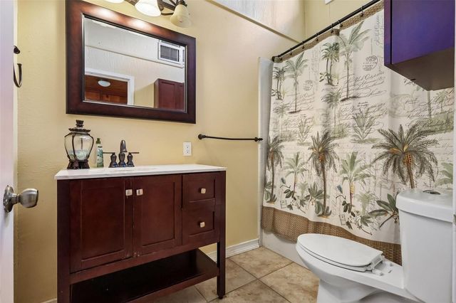 722 LAKE DORA DRIVE, Tavares, FL 32778