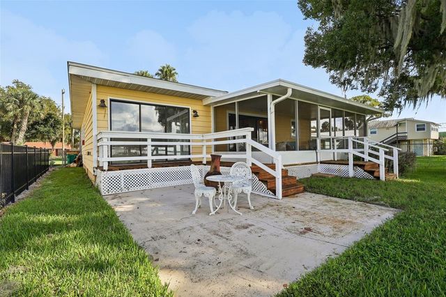 722 LAKE DORA DRIVE, Tavares, FL 32778