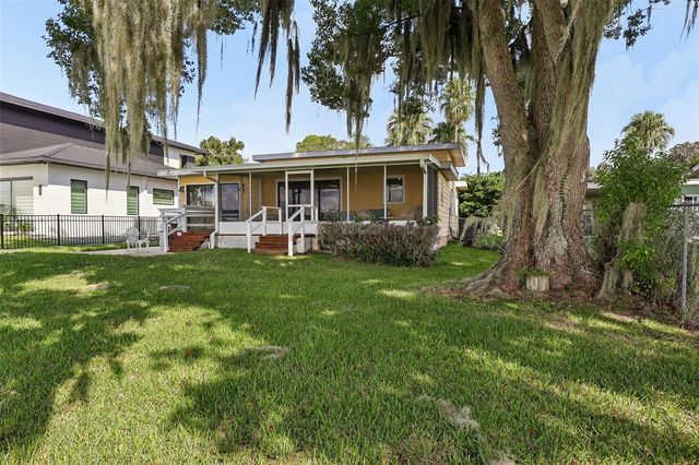 722 LAKE DORA DRIVE, Tavares, FL 32778