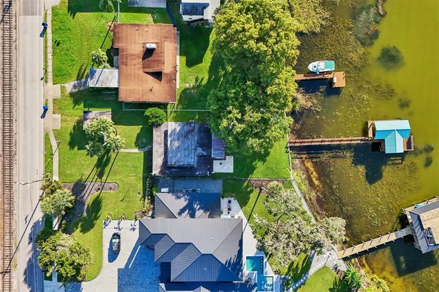 722 LAKE DORA DRIVE, Tavares, FL 32778