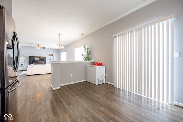 2581 Shadowbrook Trace, Greenwood, IN 46143