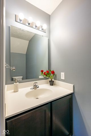 2581 Shadowbrook Trace, Greenwood, IN 46143