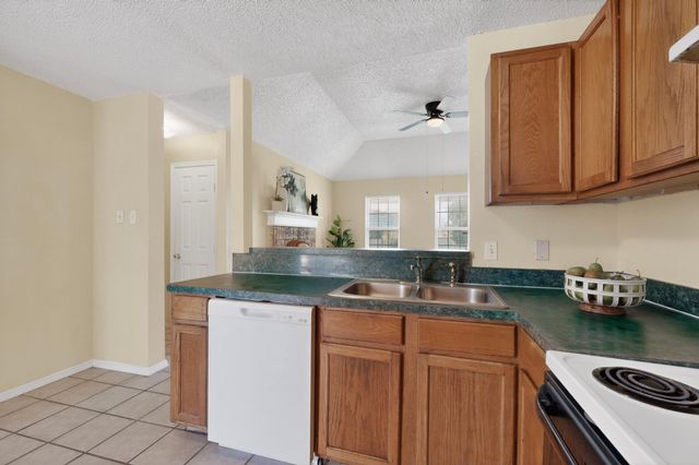 2509 Gerry Way Street, Lancaster, TX 75134