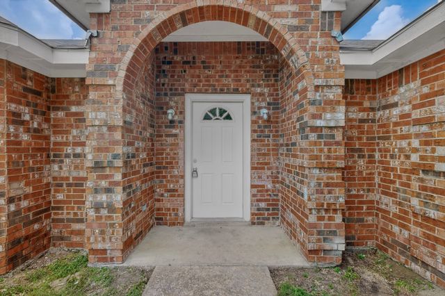 2509 Gerry Way Street, Lancaster, TX 75134