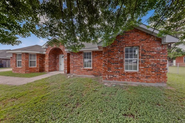 2509 Gerry Way Street, Lancaster, TX 75134