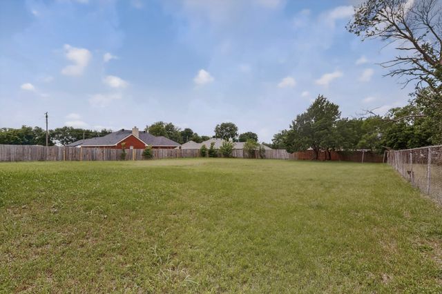 2509 Gerry Way Street, Lancaster, TX 75134