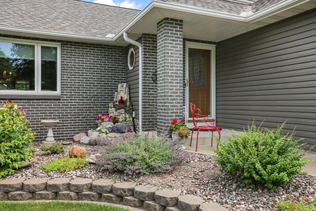 3159 146 Avenue NE, Ham Lake, MN 55304
