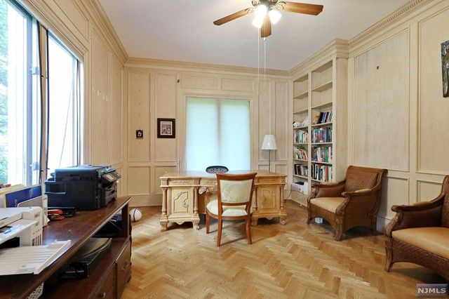 54 Woodcliff Lake Road, Saddle River, NJ 07458