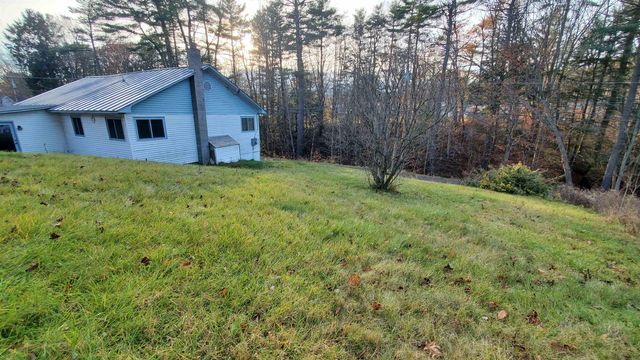722 fairview Terrace, Hartford, VT 05001