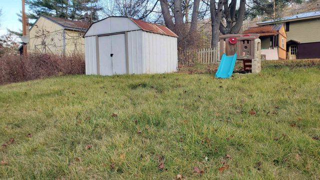 722 fairview Terrace, Hartford, VT 05001