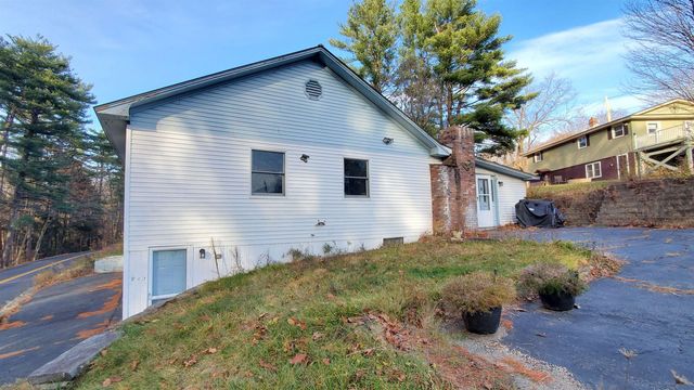 722 fairview Terrace, Hartford, VT 05001