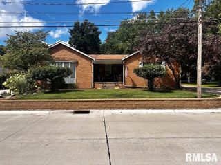 2701 47TH Street, Moline, IL 61265