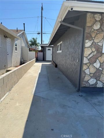 6882 San Paco B, Buena Park, CA 90620