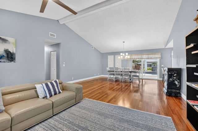 18298 102nd Way, Boca Raton, FL 33498