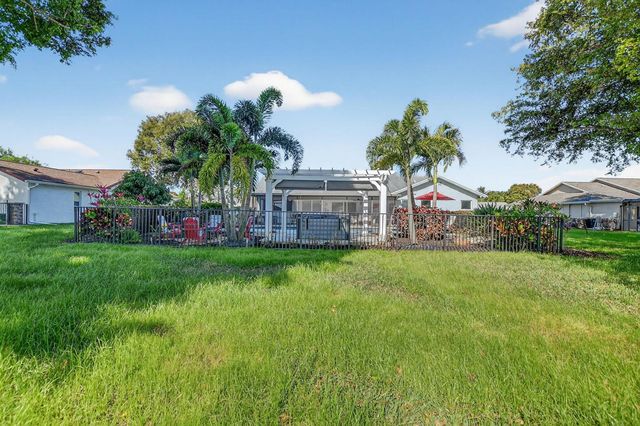 18298 102nd Way, Boca Raton, FL 33498