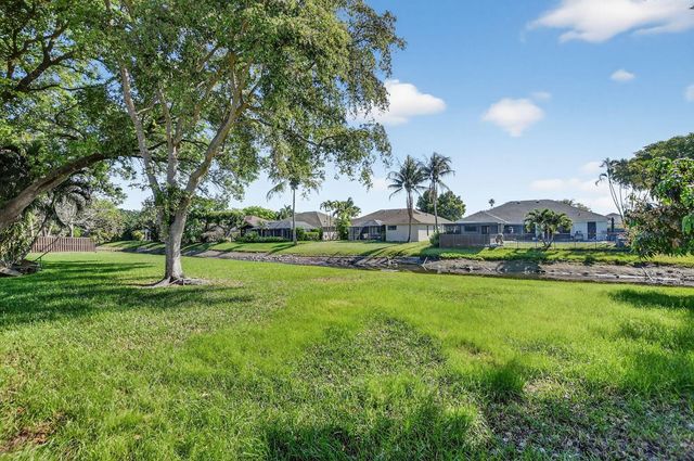 18298 102nd Way, Boca Raton, FL 33498