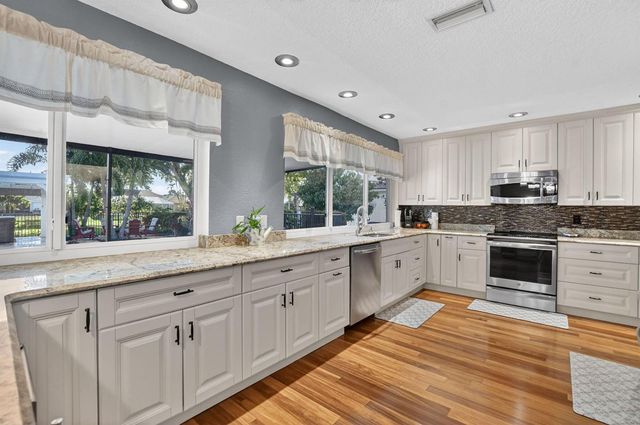 18298 102nd Way, Boca Raton, FL 33498