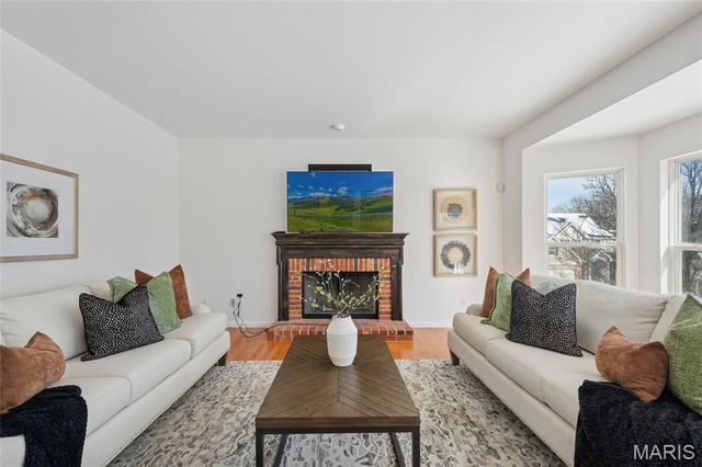 720 Summer Oak Drive, Ellisville, MO 63021