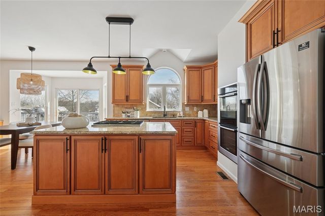 720 Summer Oak Drive, Ellisville, MO 63021