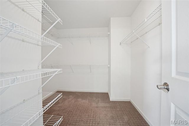 720 Summer Oak Drive, Ellisville, MO 63021