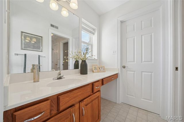 720 Summer Oak Drive, Ellisville, MO 63021