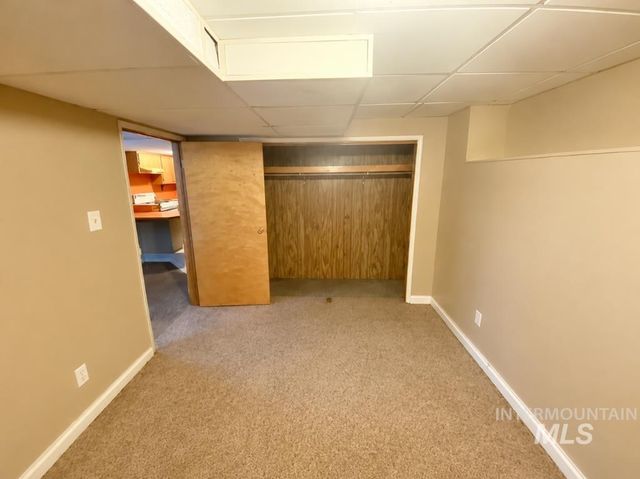 242 8th Ave E, Twin Falls, ID 83301