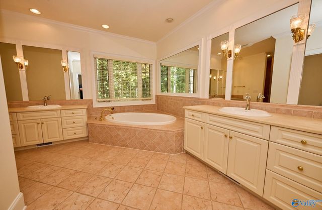 13306 South Village Square Road, Huntsville, AL 35803