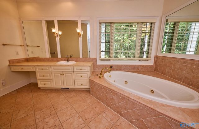 13306 South Village Square Road, Huntsville, AL 35803