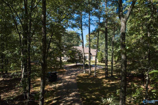 13306 South Village Square Road, Huntsville, AL 35803