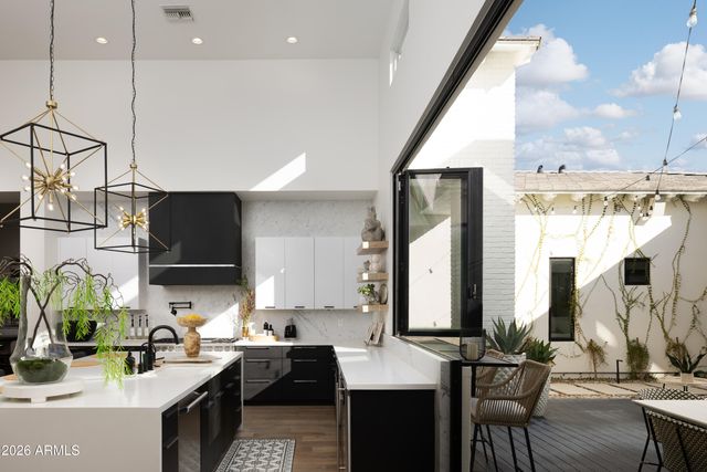 12020 N 104TH Street, Scottsdale, AZ 85260