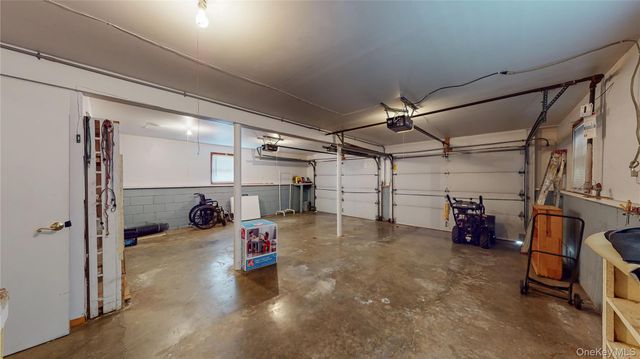 31 Rose Street, Florida, NY 10921