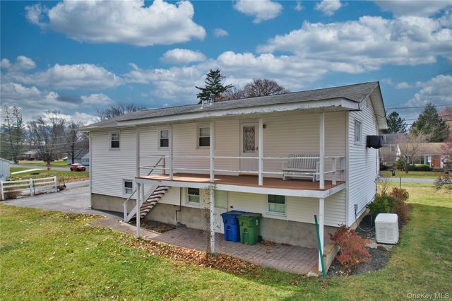 31 Rose Street, Florida, NY 10921