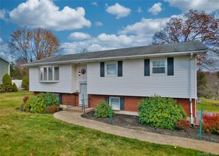 31 Rose Street, Florida, NY 10921