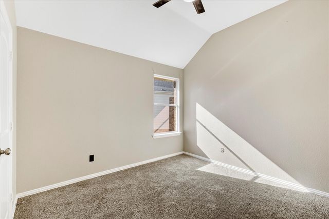 405 Twin Knoll Drive, Mckinney, TX 75071