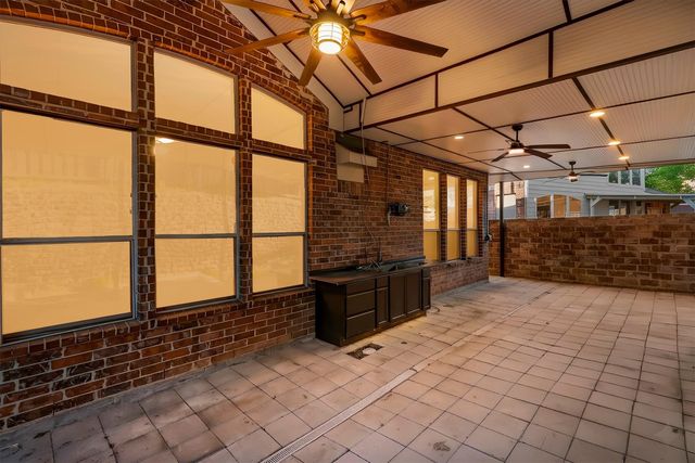 405 Twin Knoll Drive, Mckinney, TX 75071